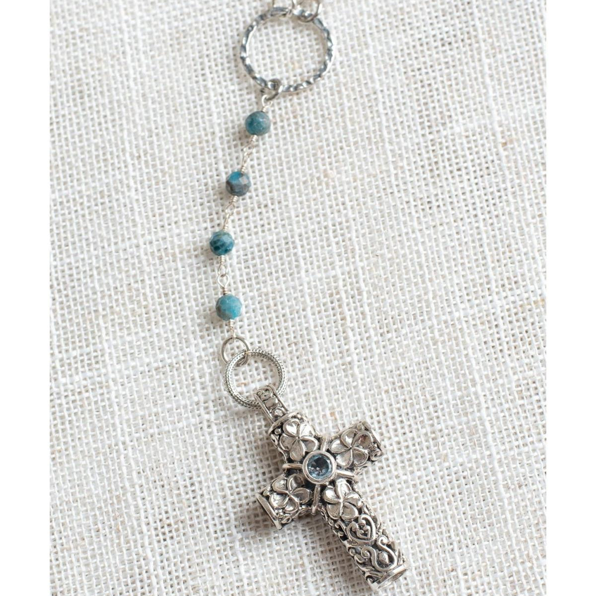 Artisanal Religious Jewelry Online: High-Quality Handmade Pieces