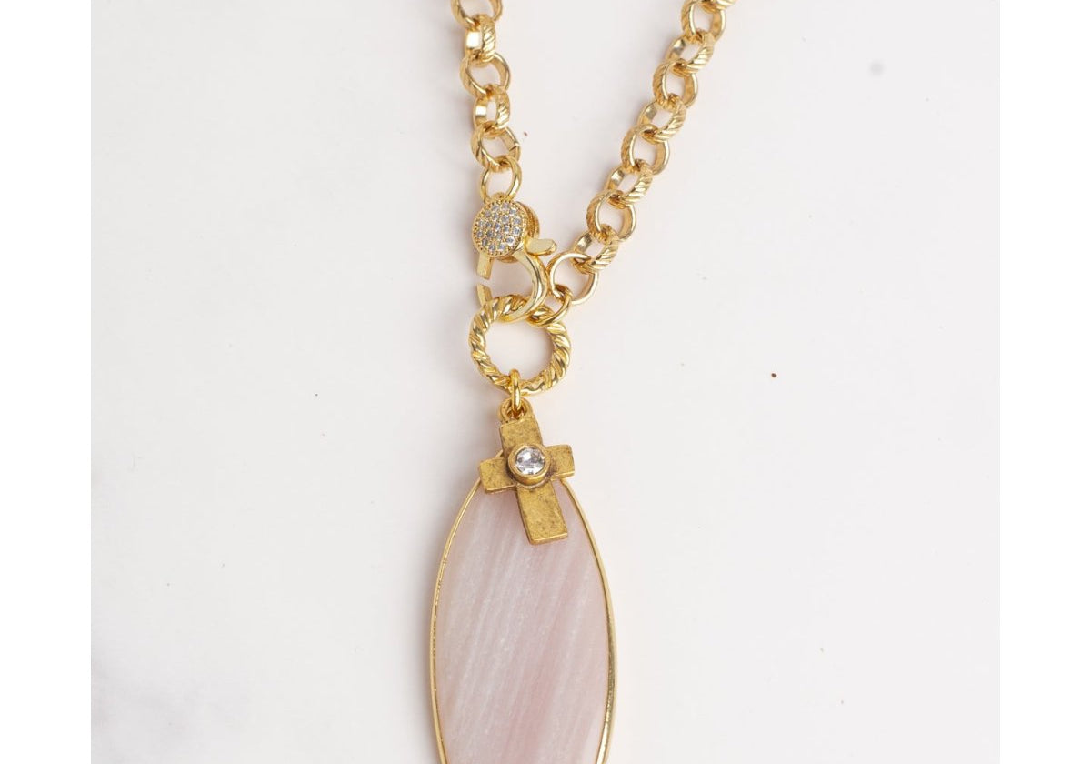 How to Choose a Cross Necklace for a Gift