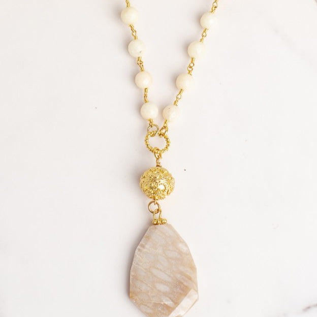 Large Agate Neutral Colored Stone on Ivory Opaque Jasper Rosary Chain Necklace (Copy)