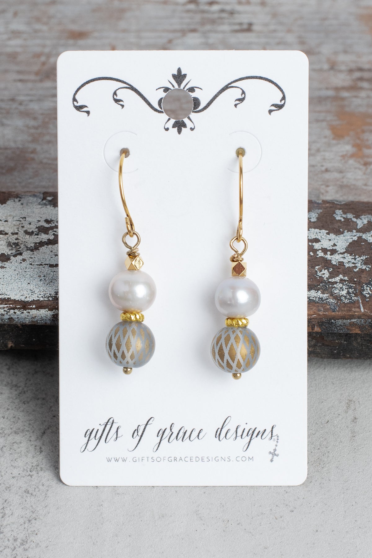 Freshwater Gray Pearl and Crystal Earrings