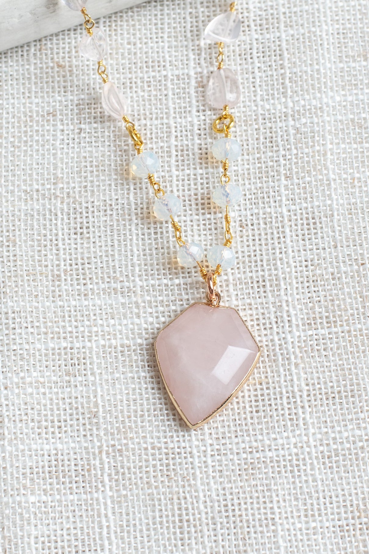 Large Rose Quartz Free Form Gemstone Chain Necklace with Arrow Shaped Rose Quartz Pendant