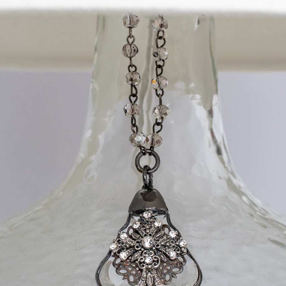 Tear Drop Faceted Chandelier Crystal Home Decor Ornament with Gunmeral Plated Rhinestone Christian Cross
