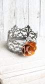 Vintage Style White Wash Metal Lace Crow wtih Rust Metal Rose