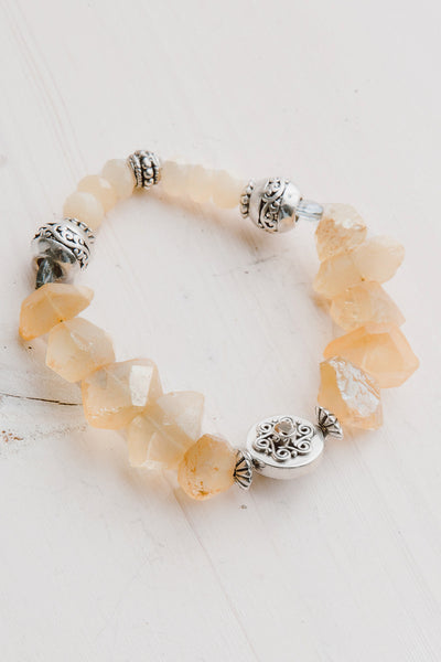 Golden Free Form Quartz Crystal Stretch Bracelet with Agate Beads